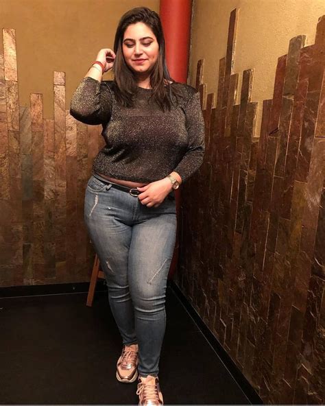 hot aunties|Curvy Indians (@curvyindians) • Instagram photos and videos